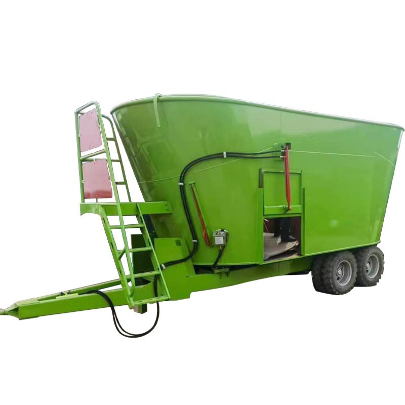 Truck Feed Mixer for Mobile TMR Feeding on Cattle and Dairy Farms