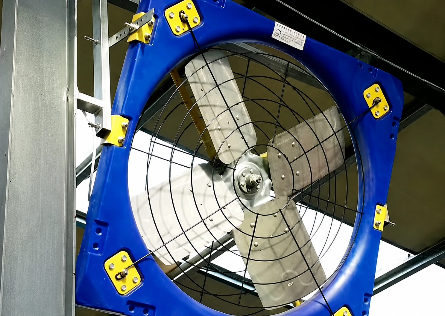 Livestock Fan for Barn Ventilation and Cooling